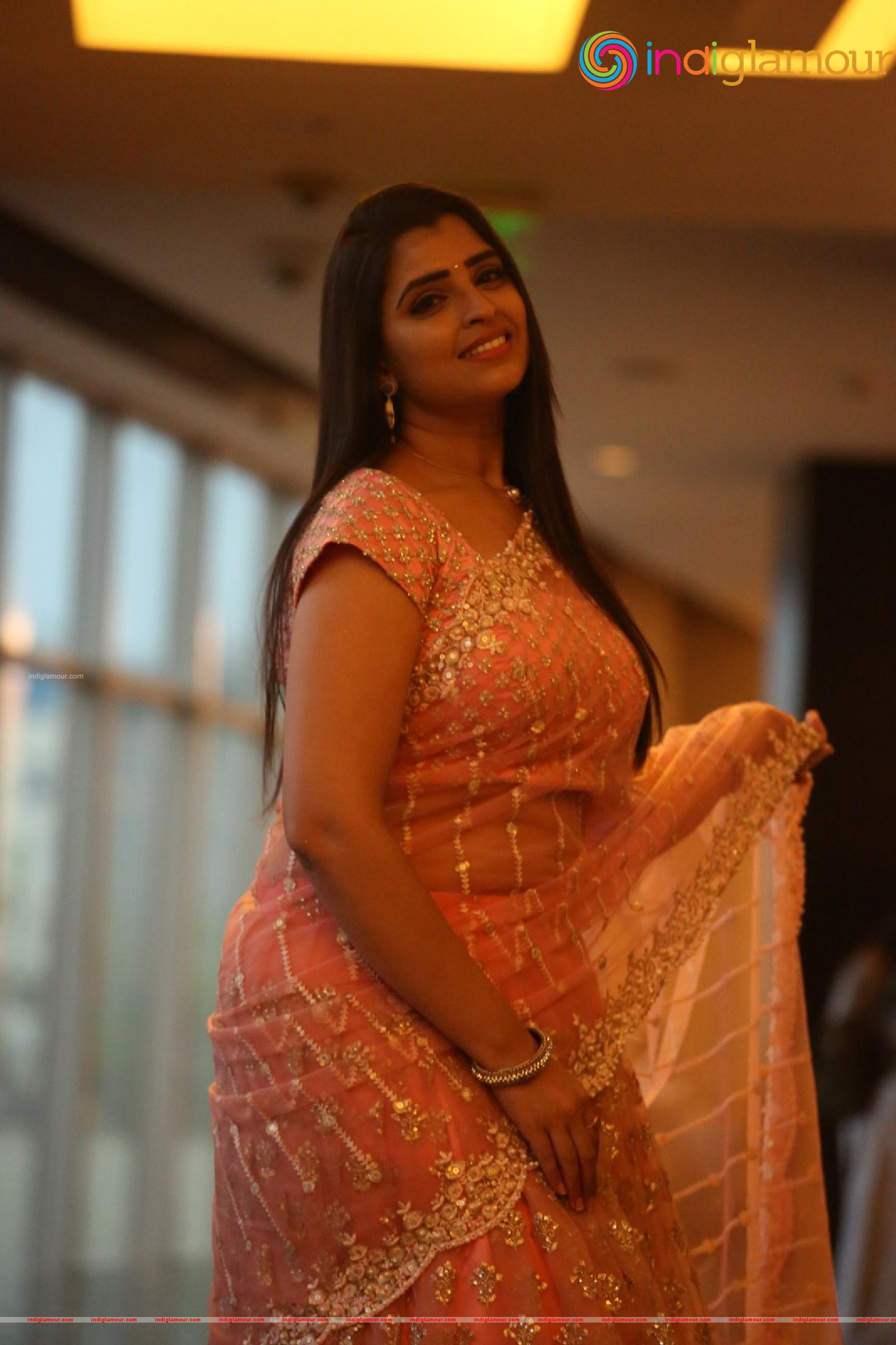 Syamala Actress hd photo