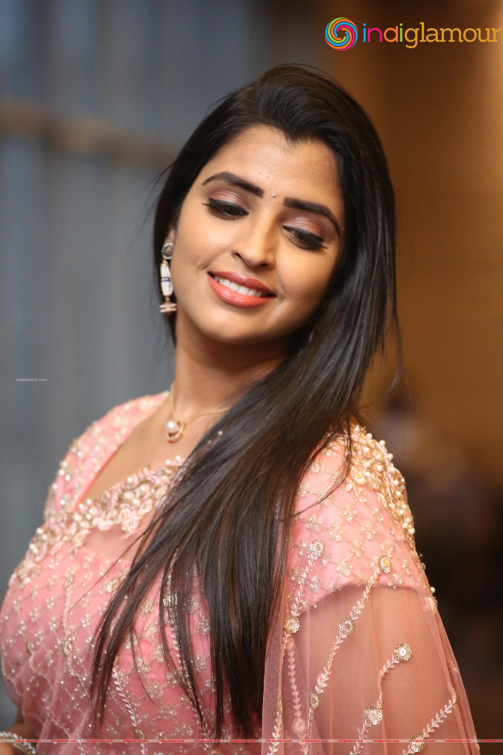 Syamala Actress hd photo
