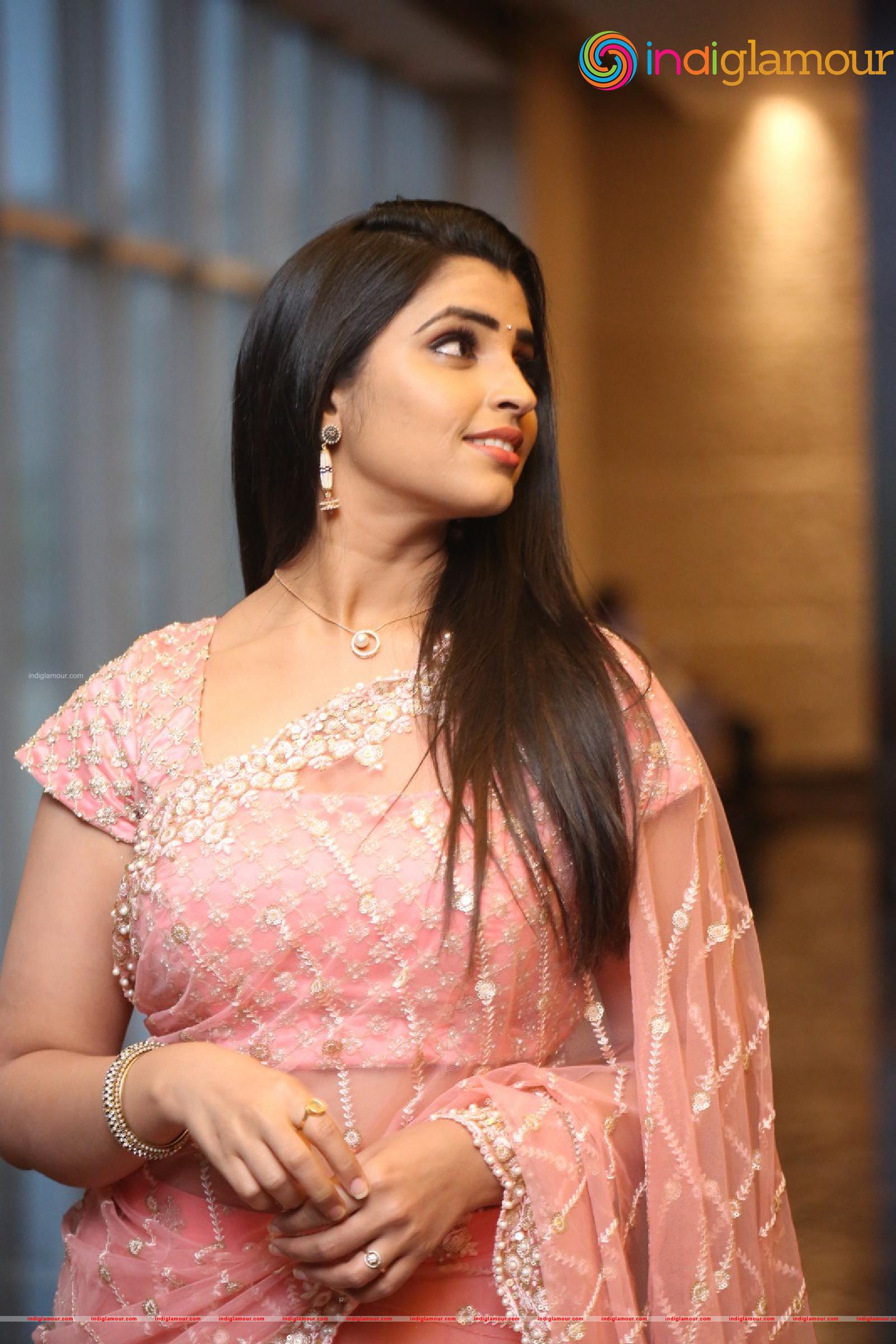 Syamala Actress hd photo