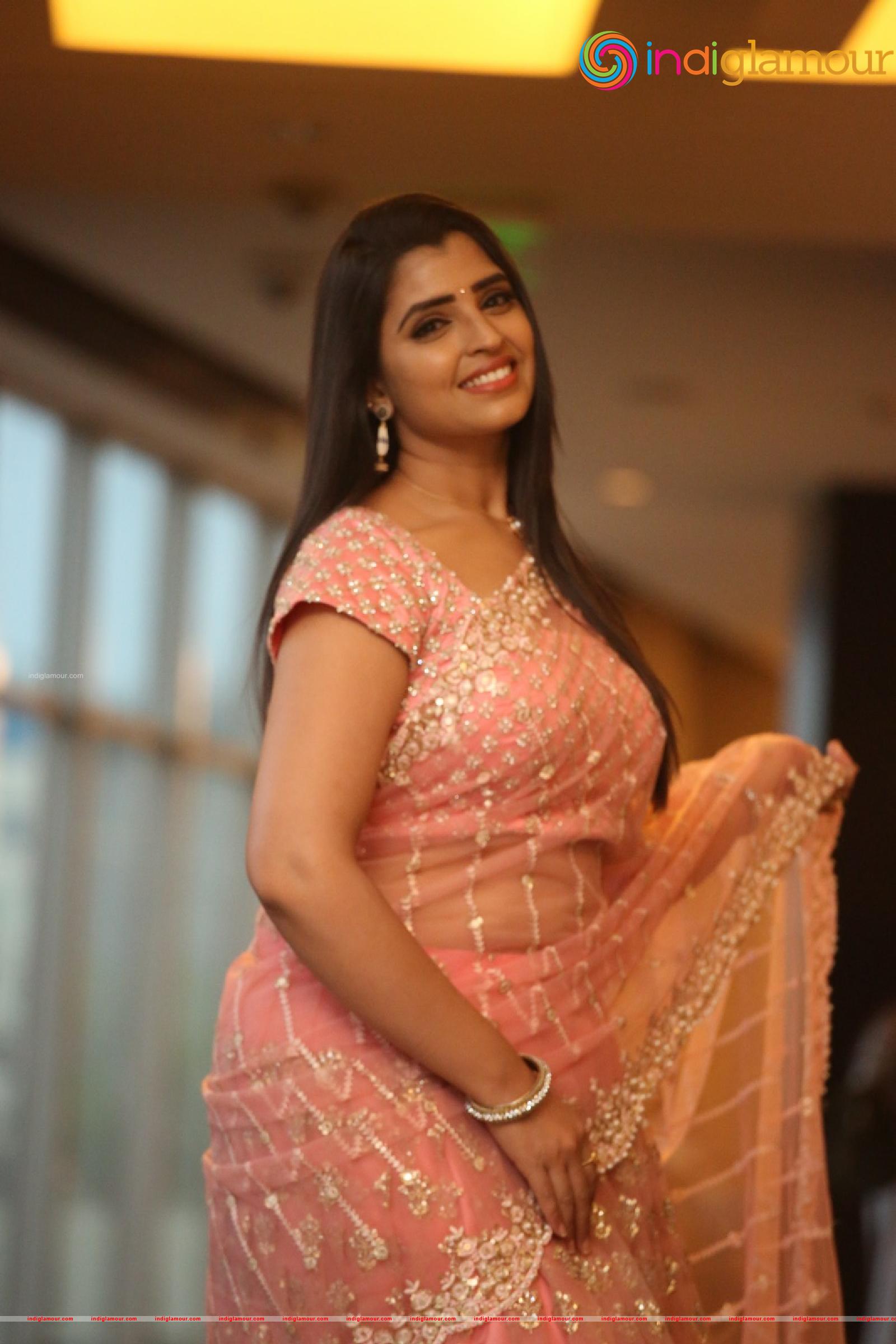 Syamala Actress hd photo
