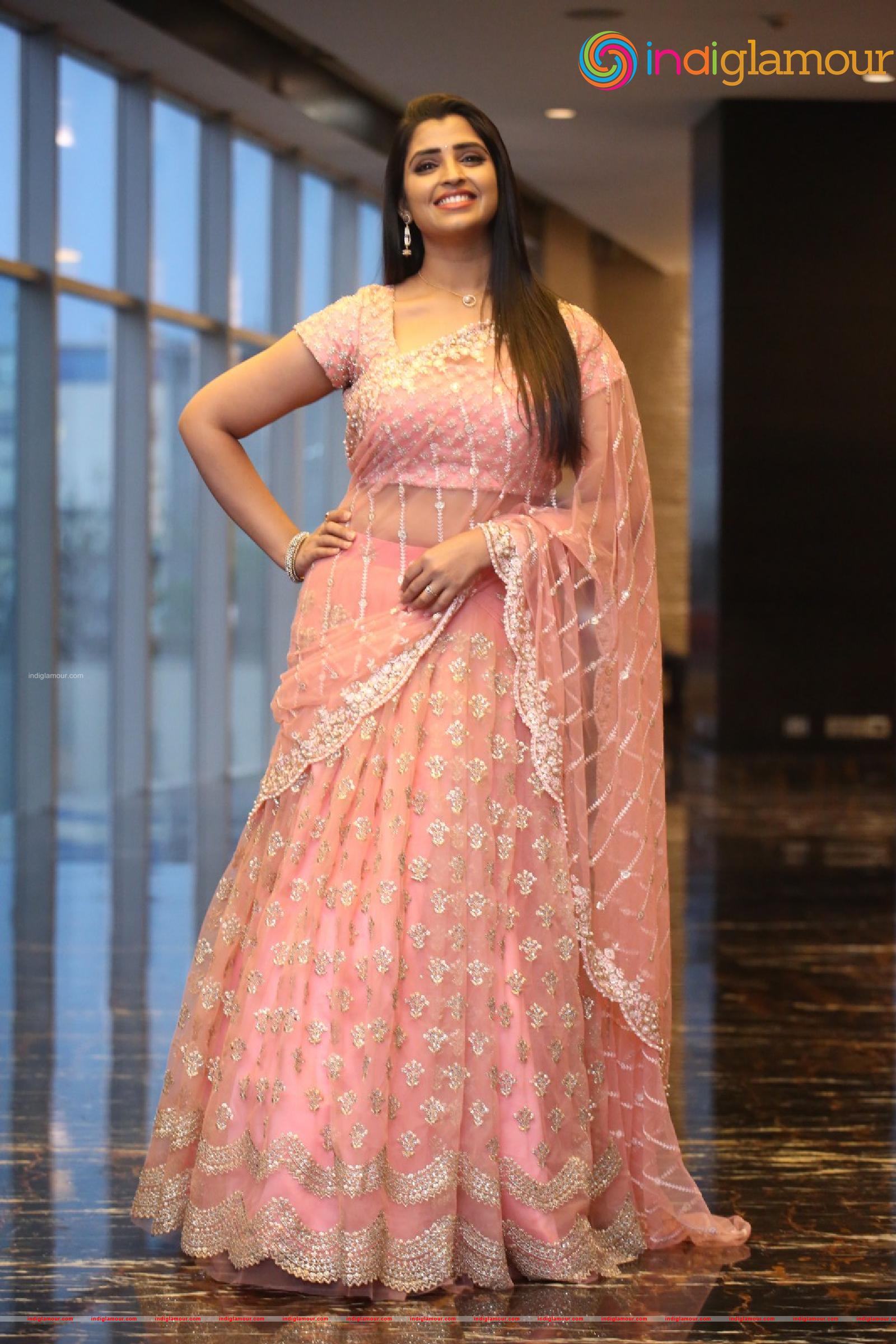 Syamala Actress hd photo