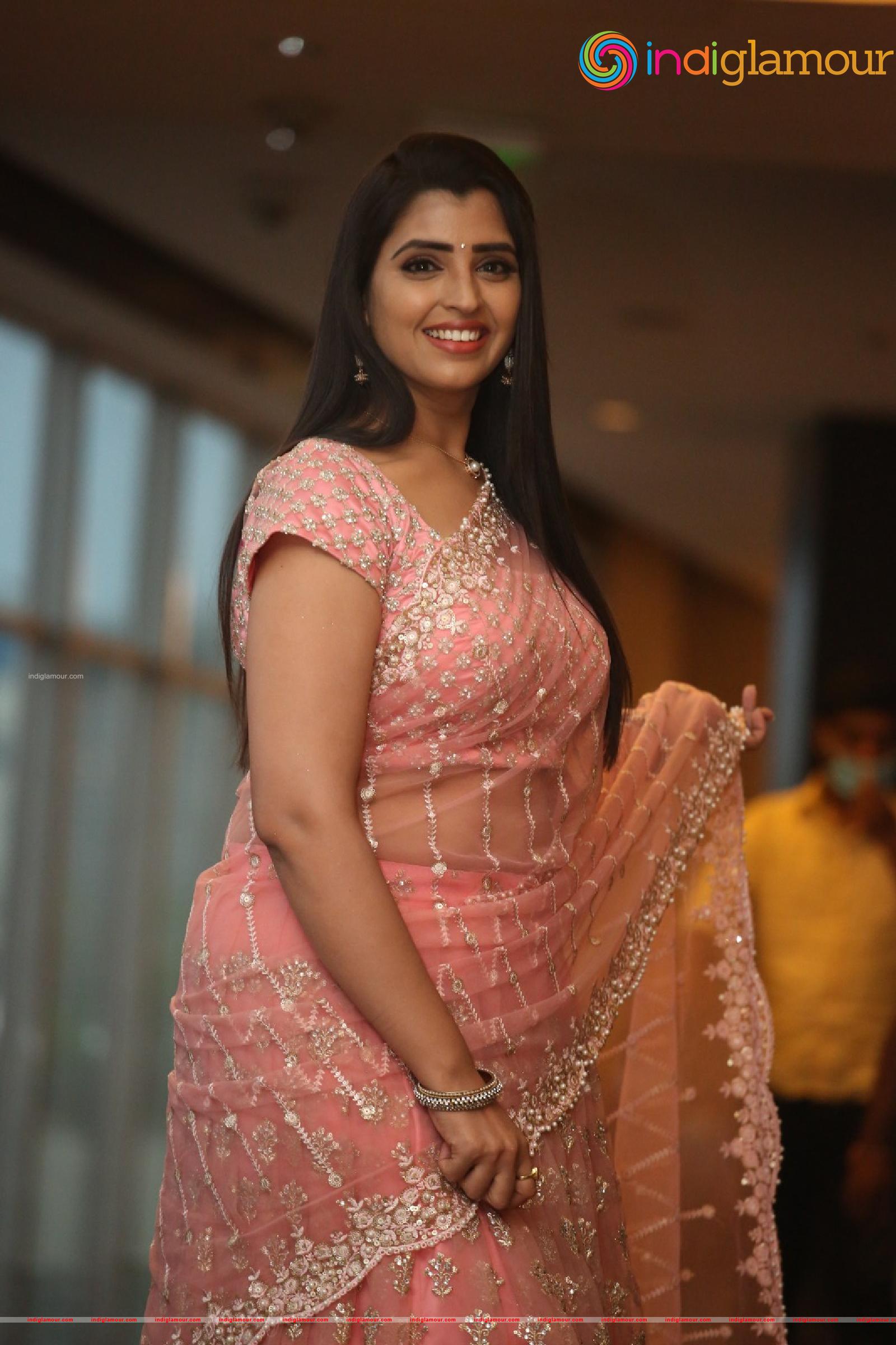 Syamala Actress hd photo