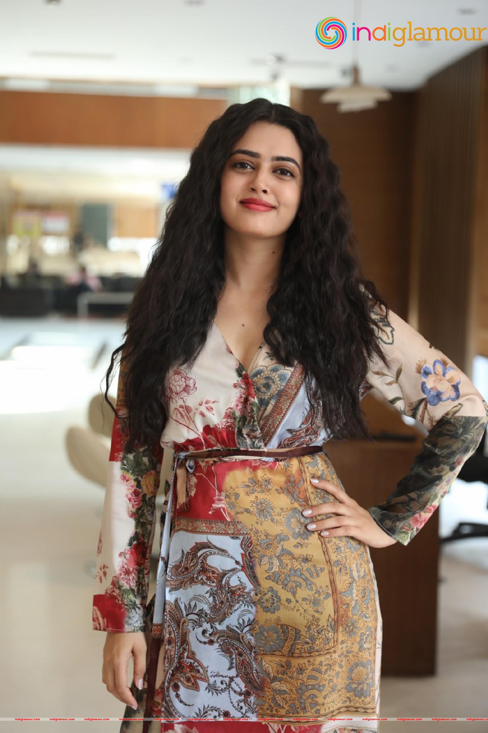 Lovely Singh Actress hd photo