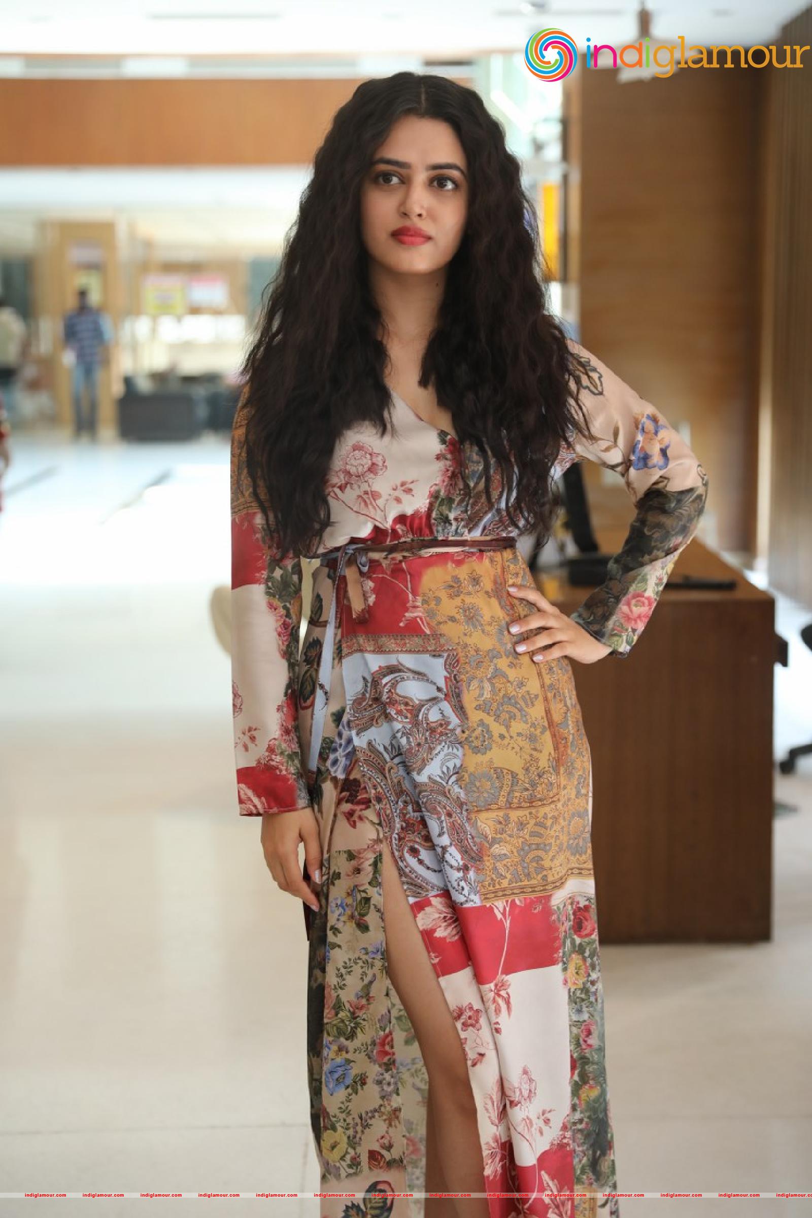 Lovely Singh Actress hd photo