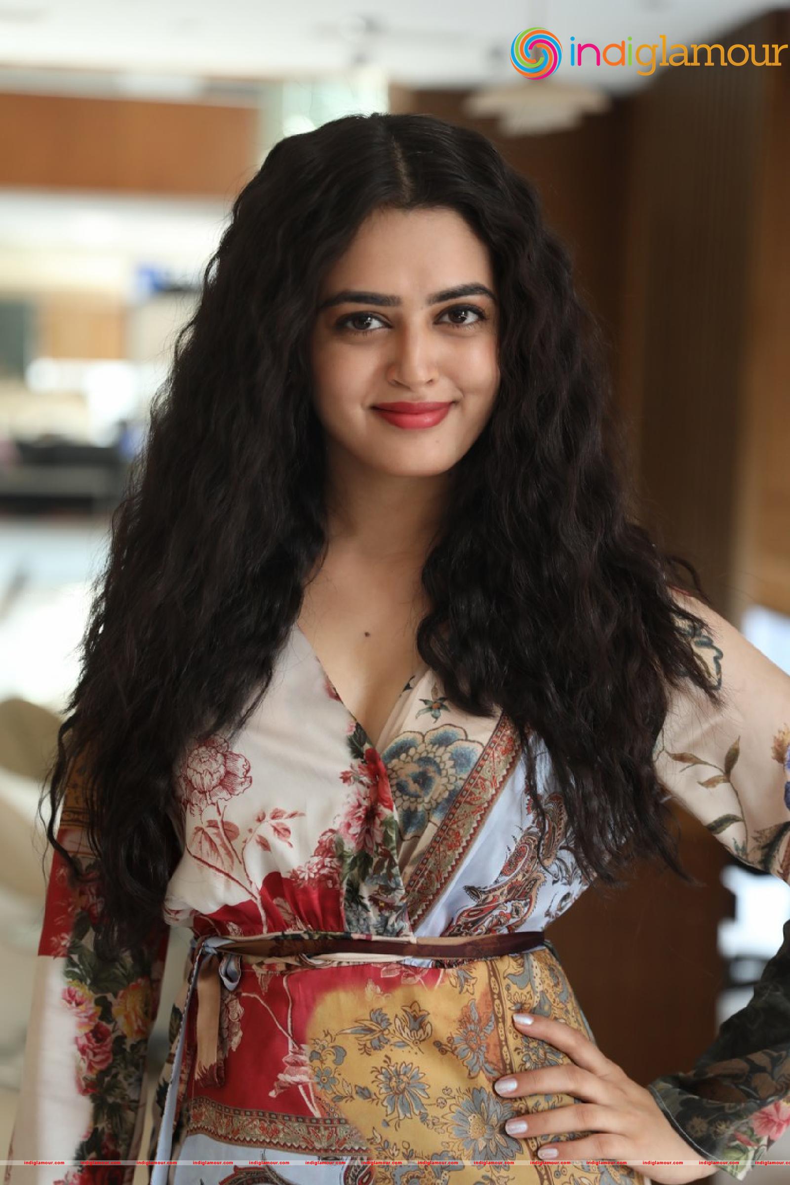 Lovely Singh Actress hd photo
