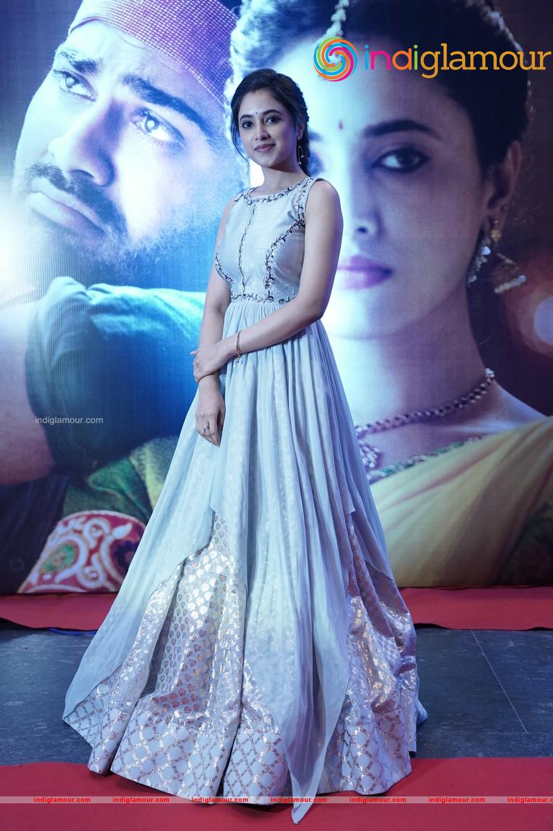 Priyanka Arul Mohan Actress hd photo
