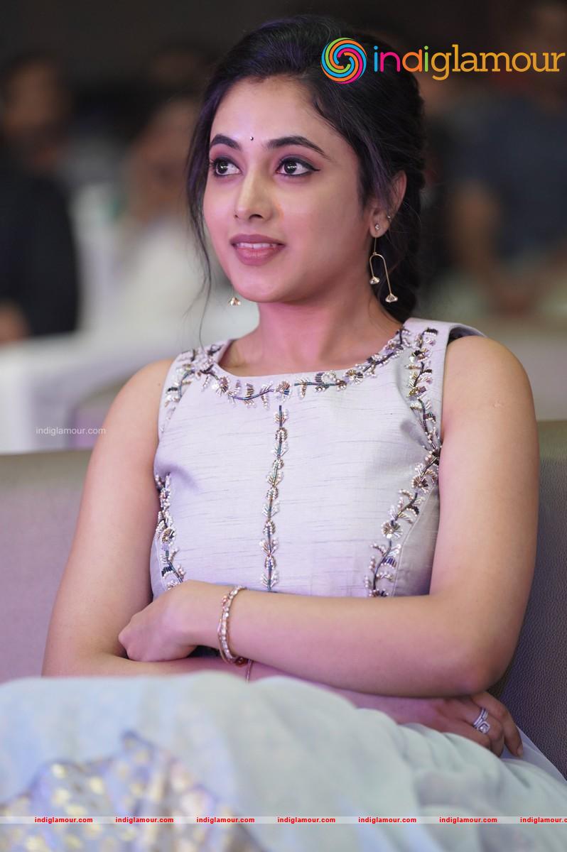 Priyanka Arul Mohan Actress hd photo