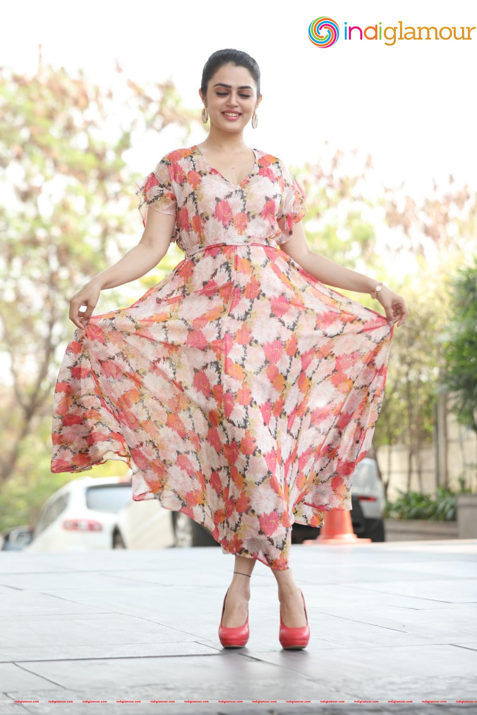 Lovely Singh Actress hd photo