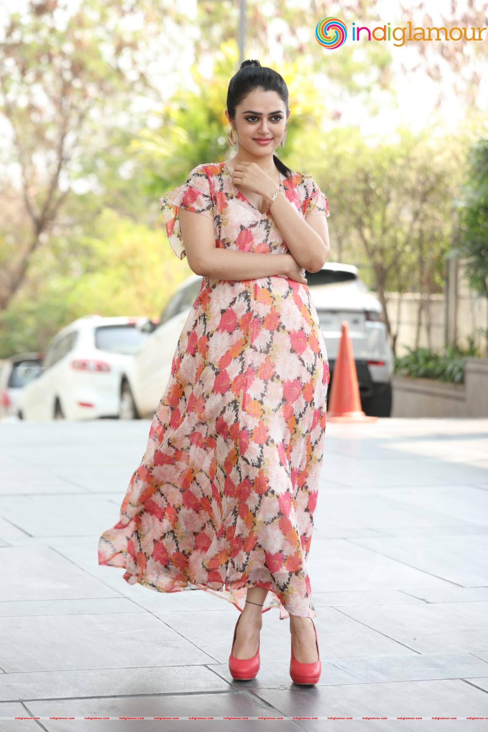 Lovely Singh Actress hd photo