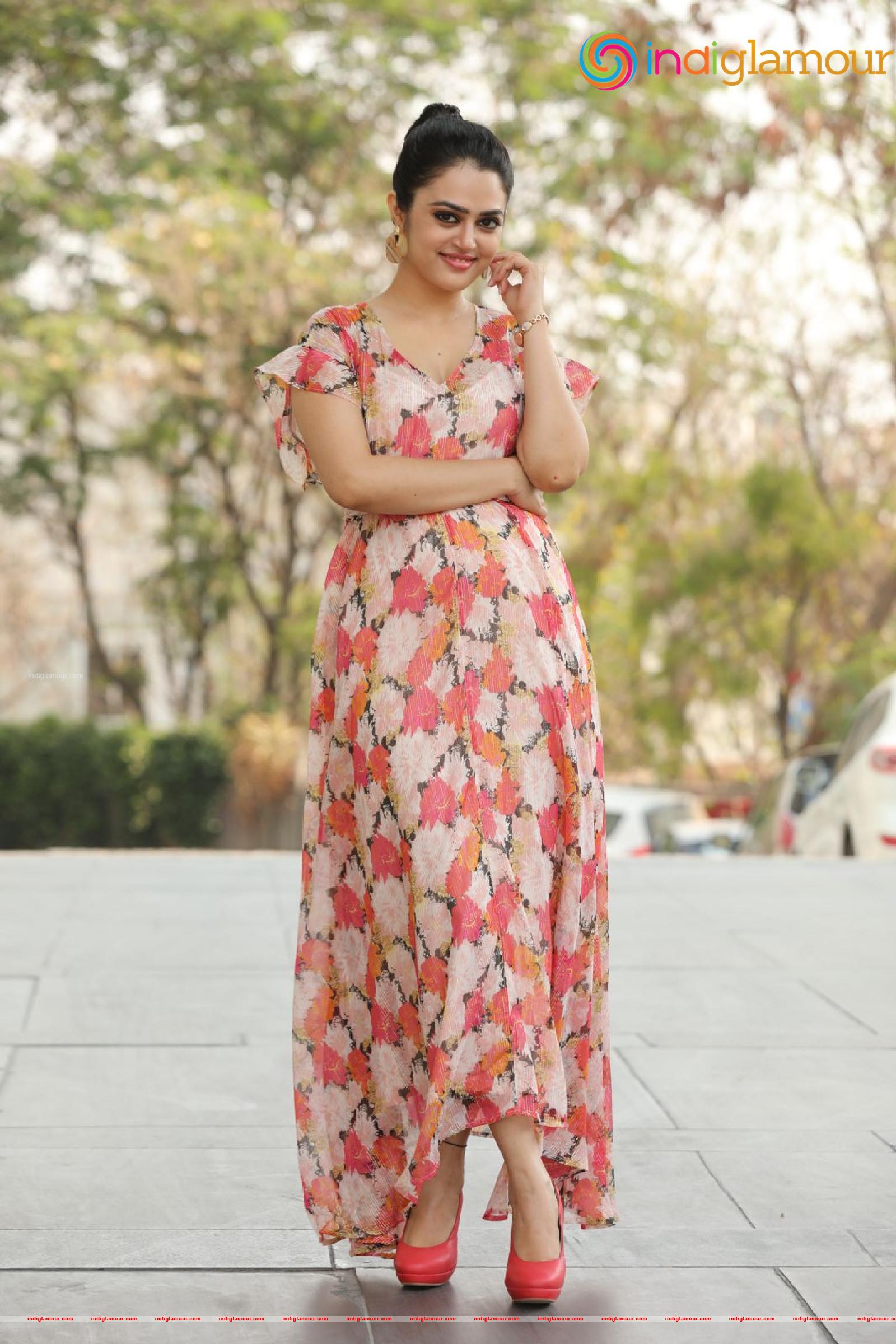 Lovely Singh Actress hd photo