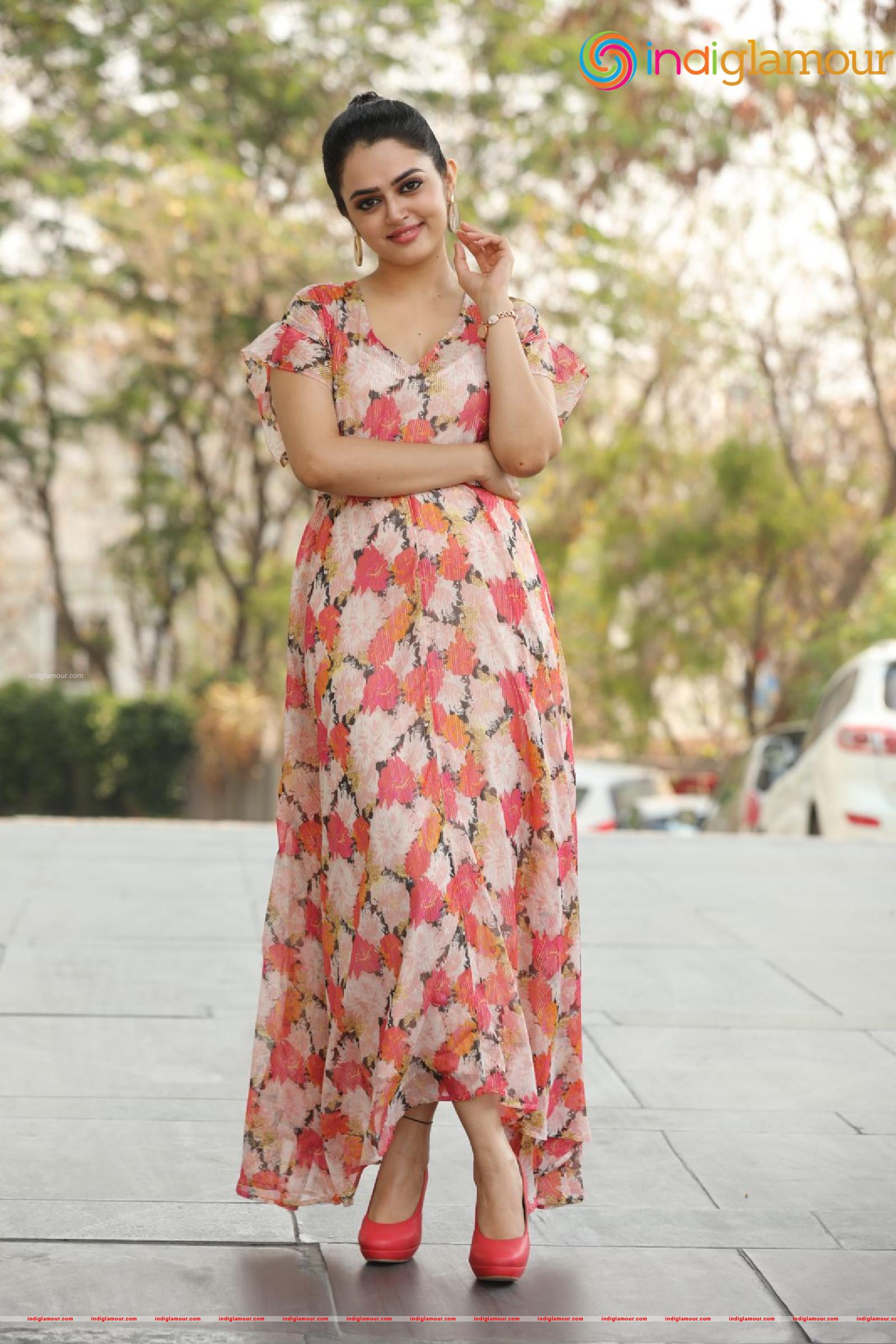 Lovely Singh Actress hd photo