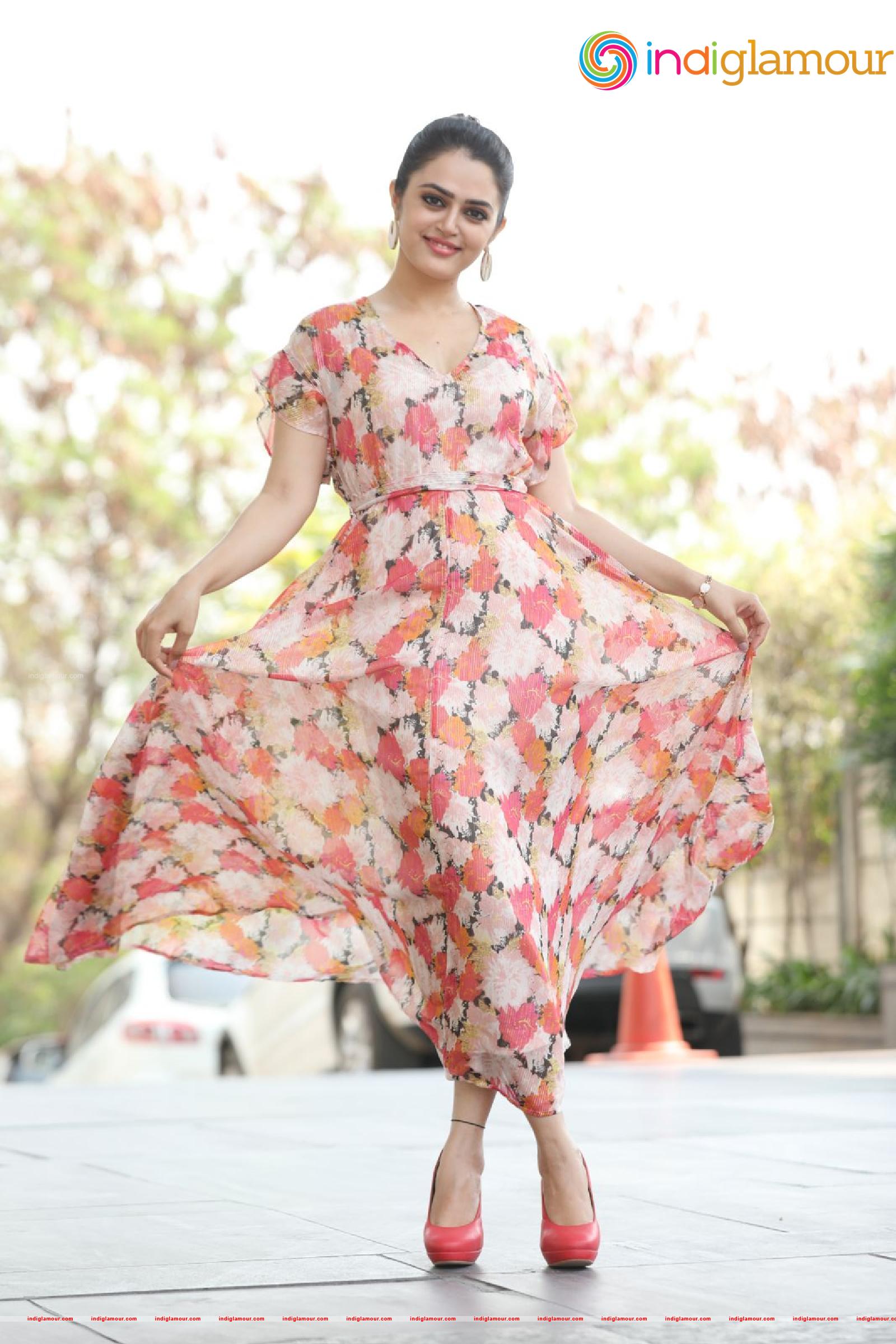 Lovely Singh Actress hd photo