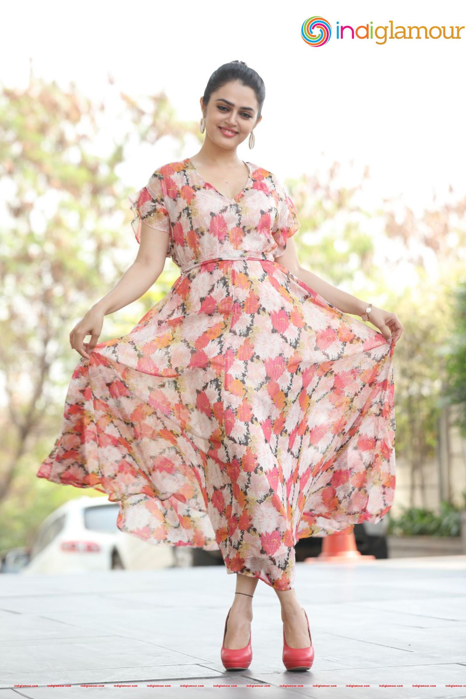 Lovely Singh Actress hd photo