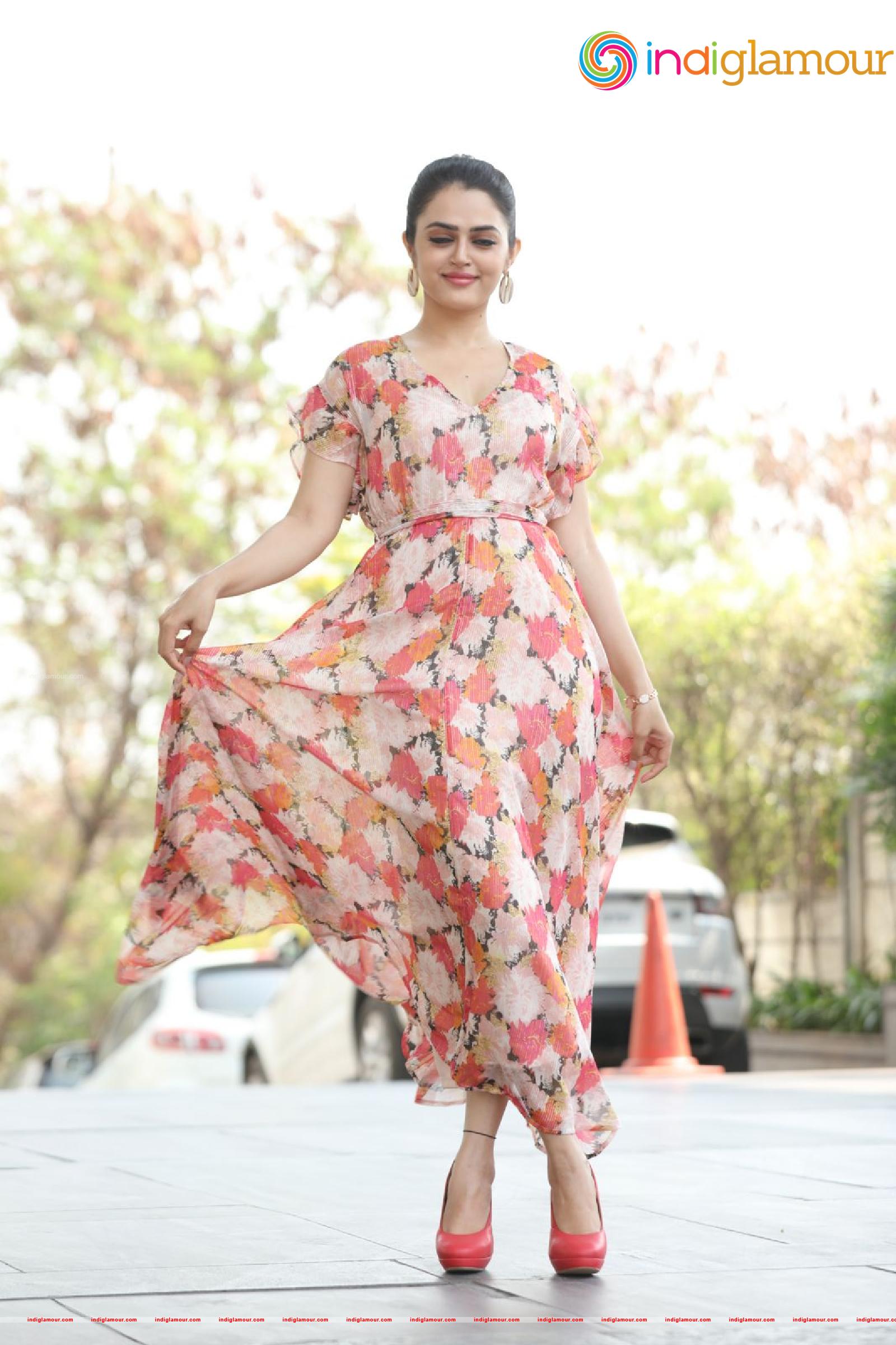 Lovely Singh Actress hd photo