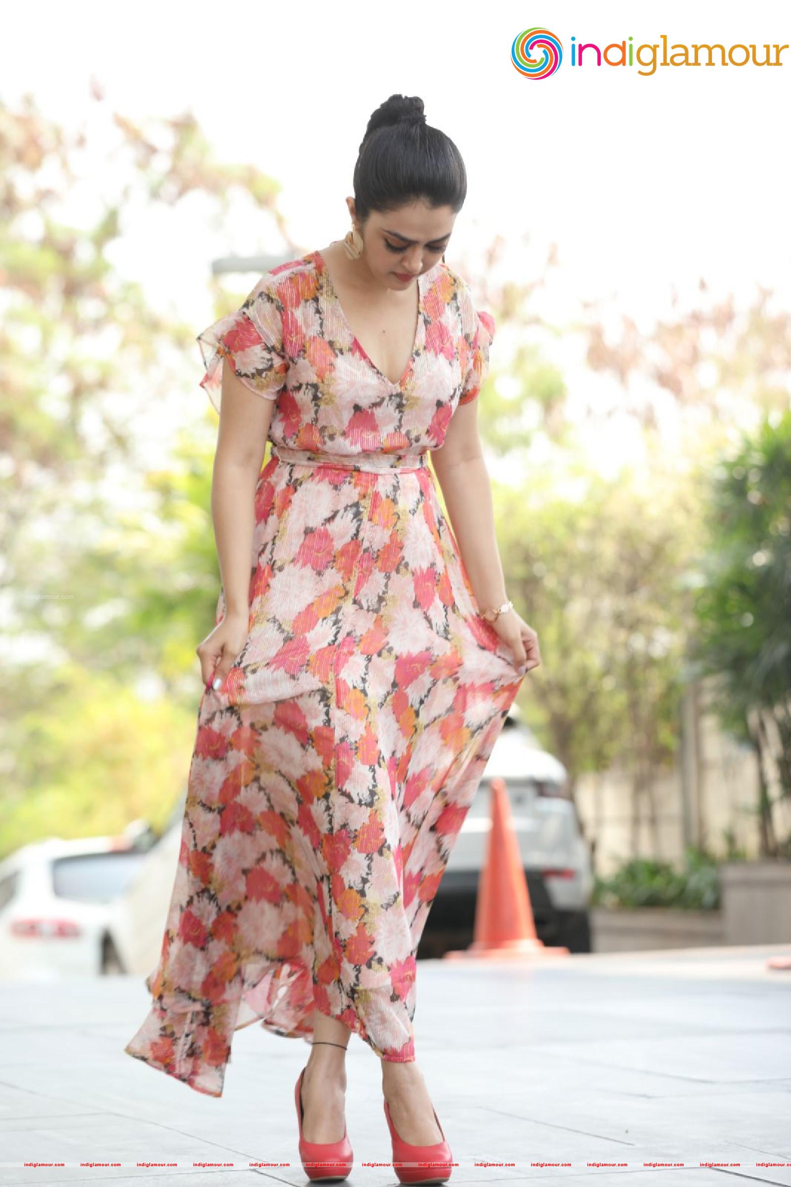 Lovely Singh Actress hd photo