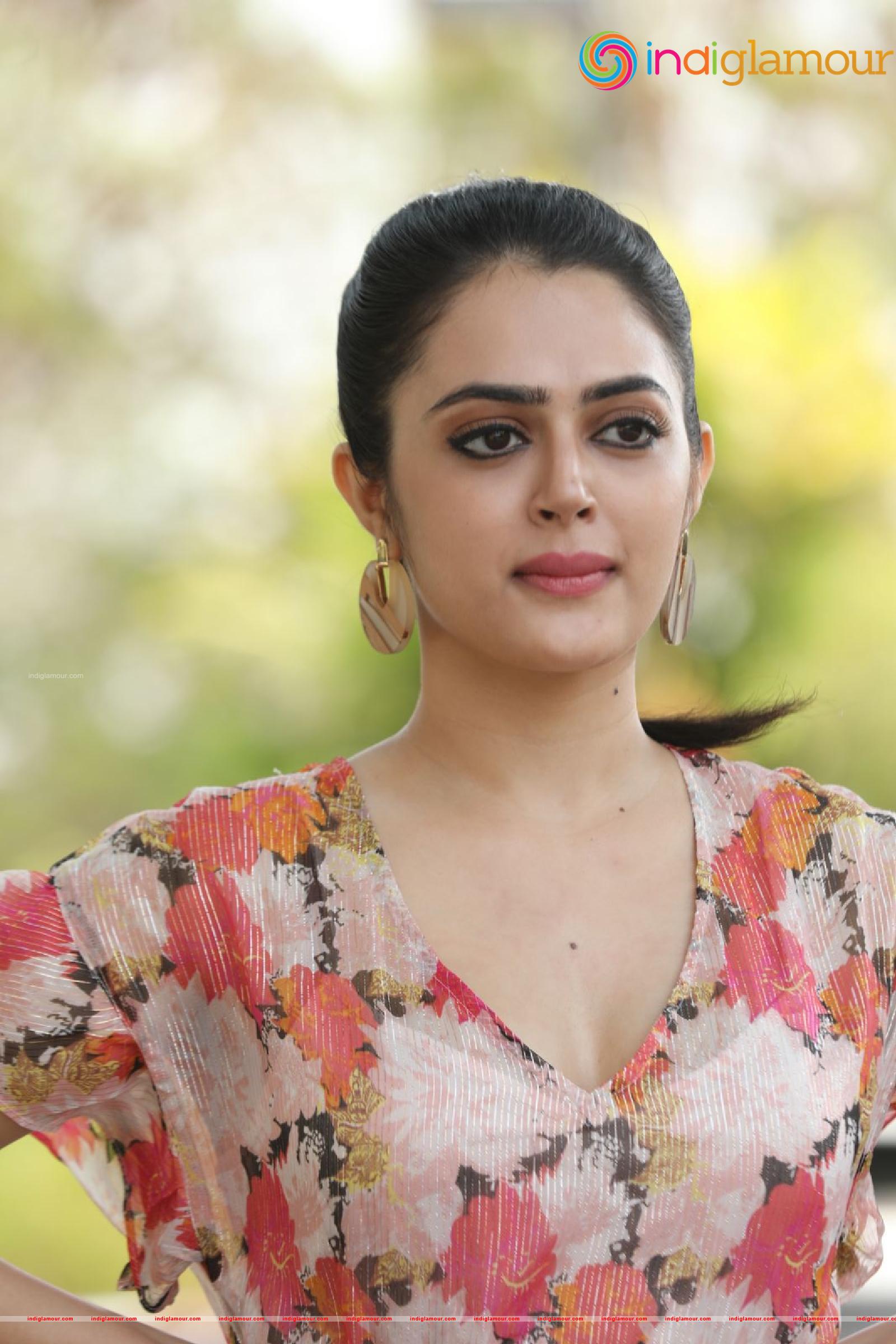 Lovely Singh Actress hd photo