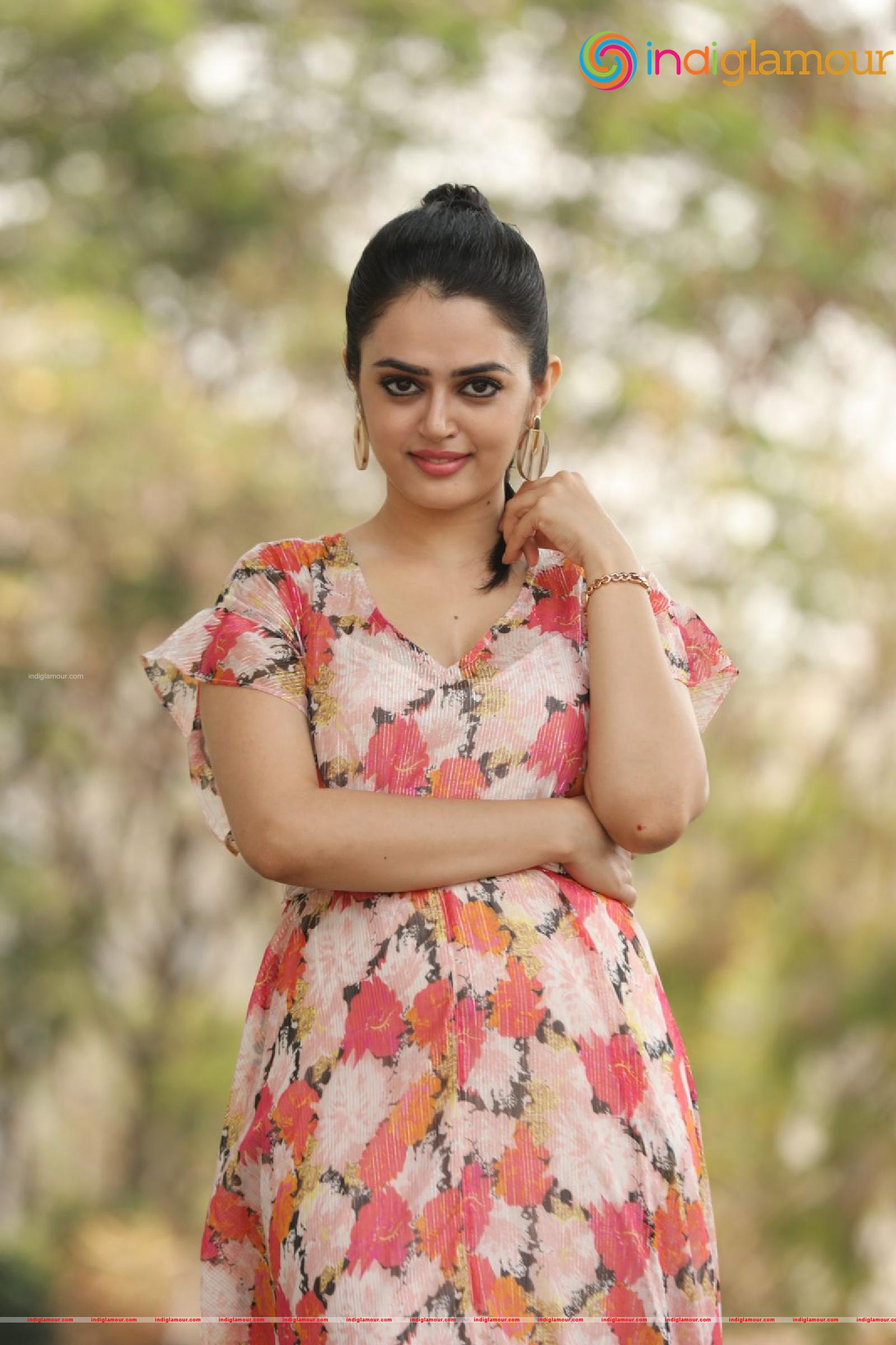 Lovely Singh Actress hd photo