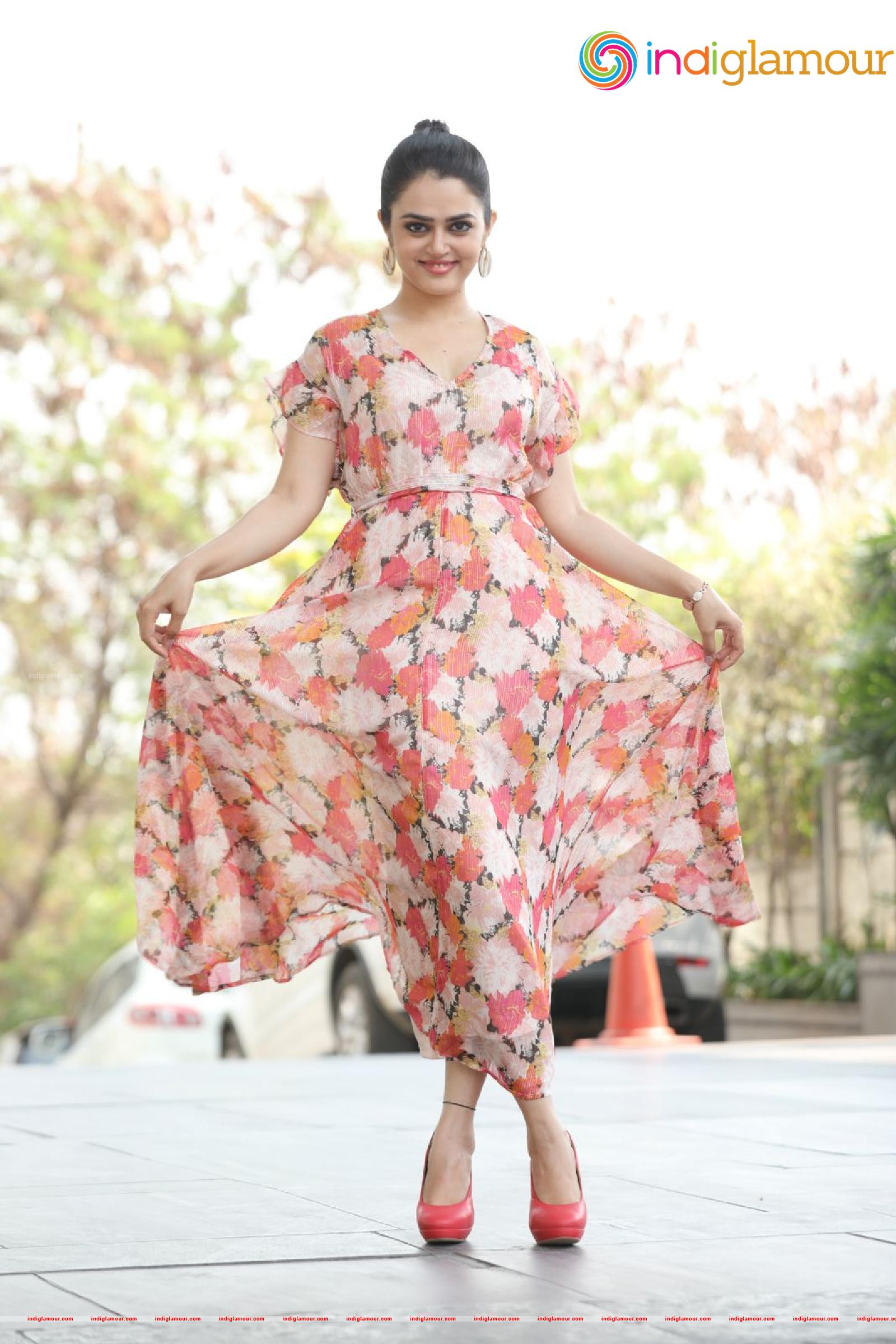 Lovely Singh Actress hd photo