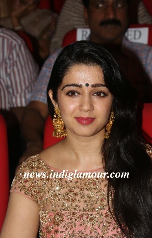 Charmi Actress hd photo