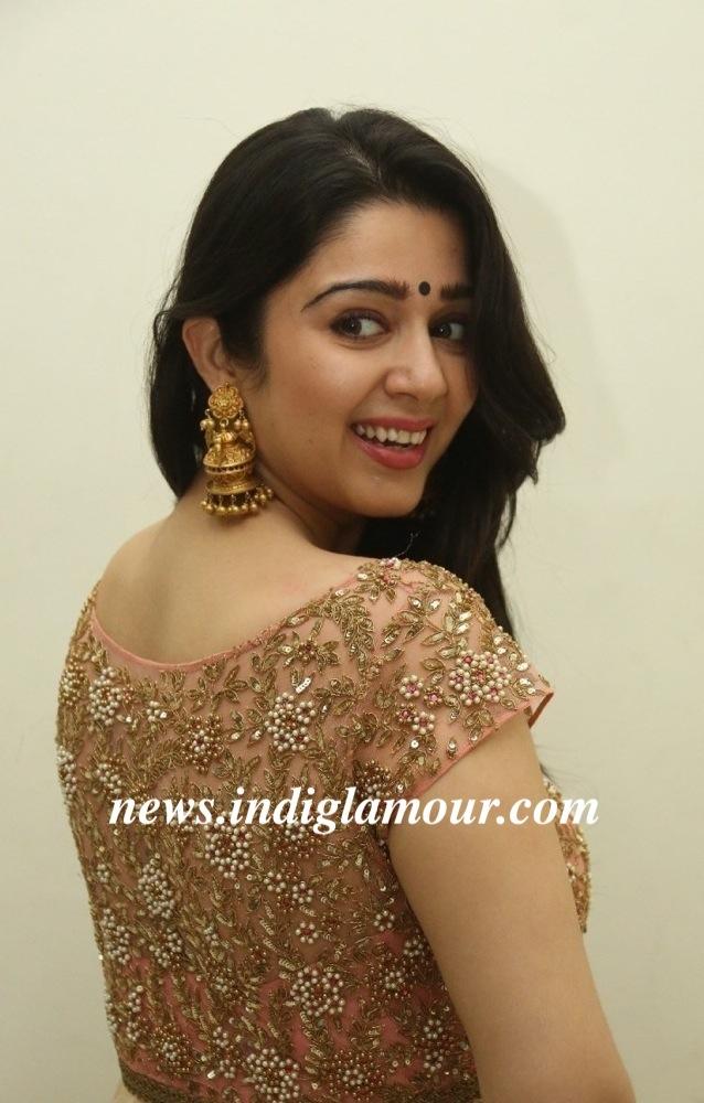 Charmi Actress hd photo