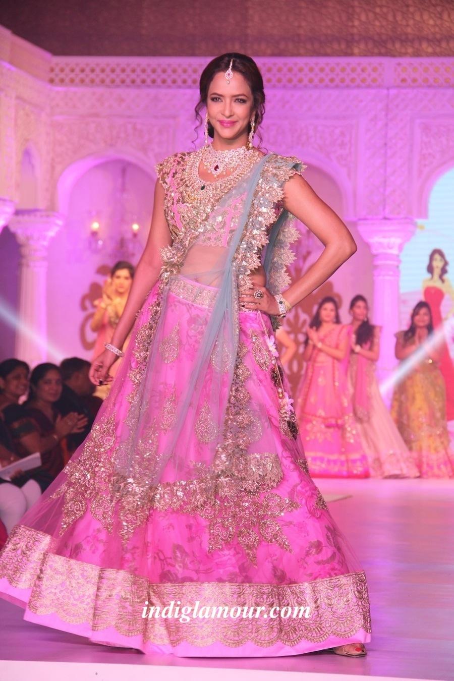 Lakshmi Manchu Actress hd photo