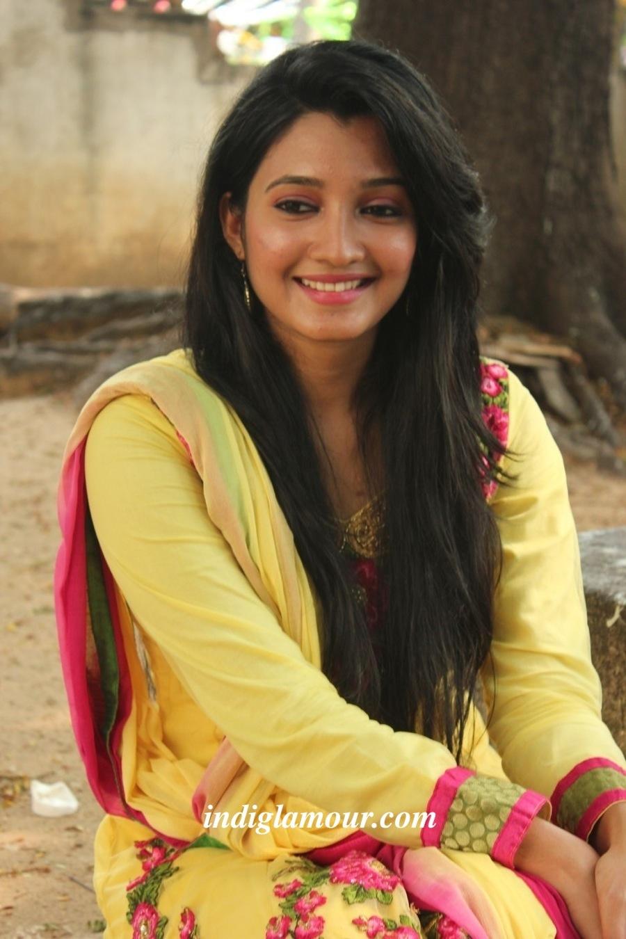 Deepthi Shetty Actress hd photo