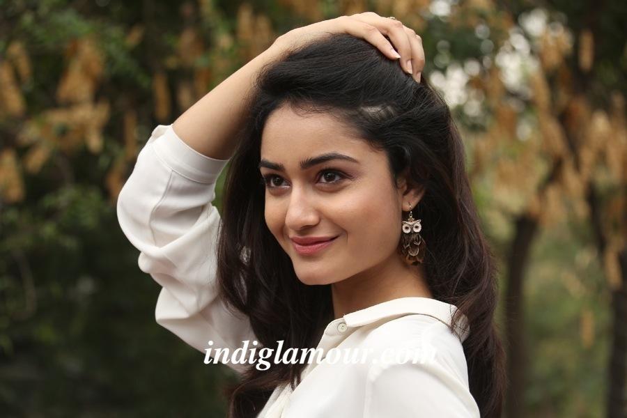 Tridha Choudhury Actress hd photo