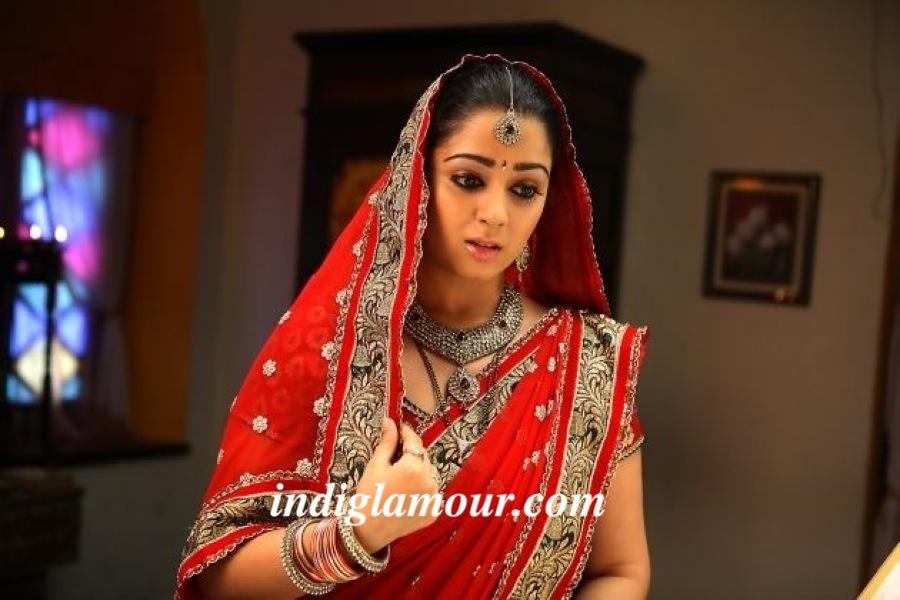 Charmy Kaur Actress hd photo
