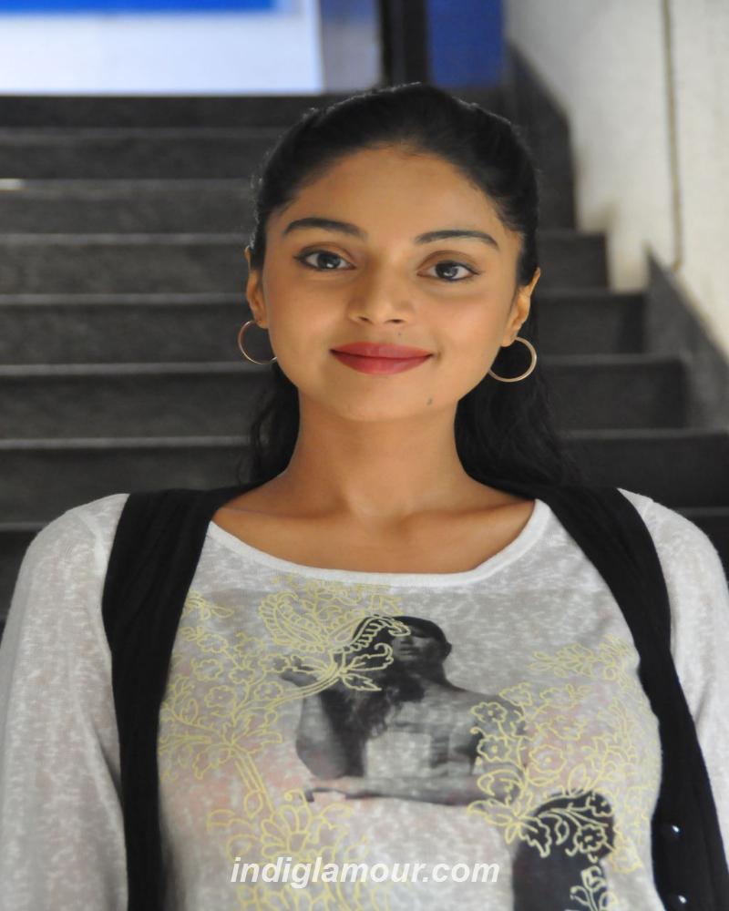 Sanam Shetty Actress hd photo