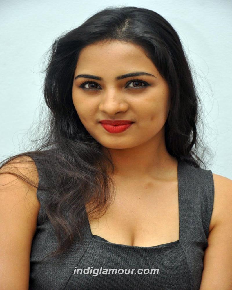 Srushti Dange Actress hd photo