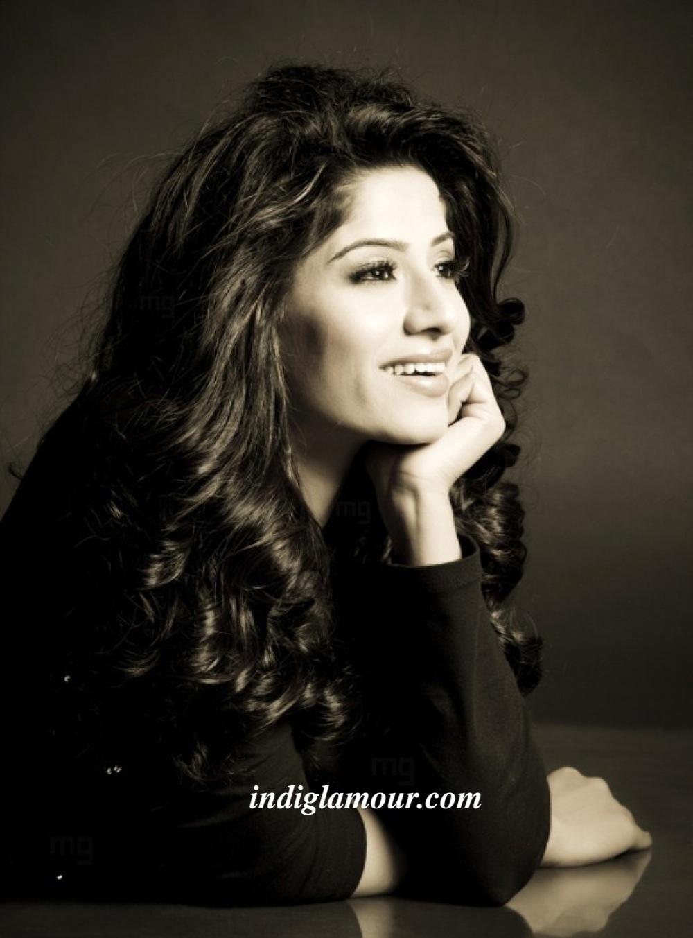 Meenal Actress hd photo