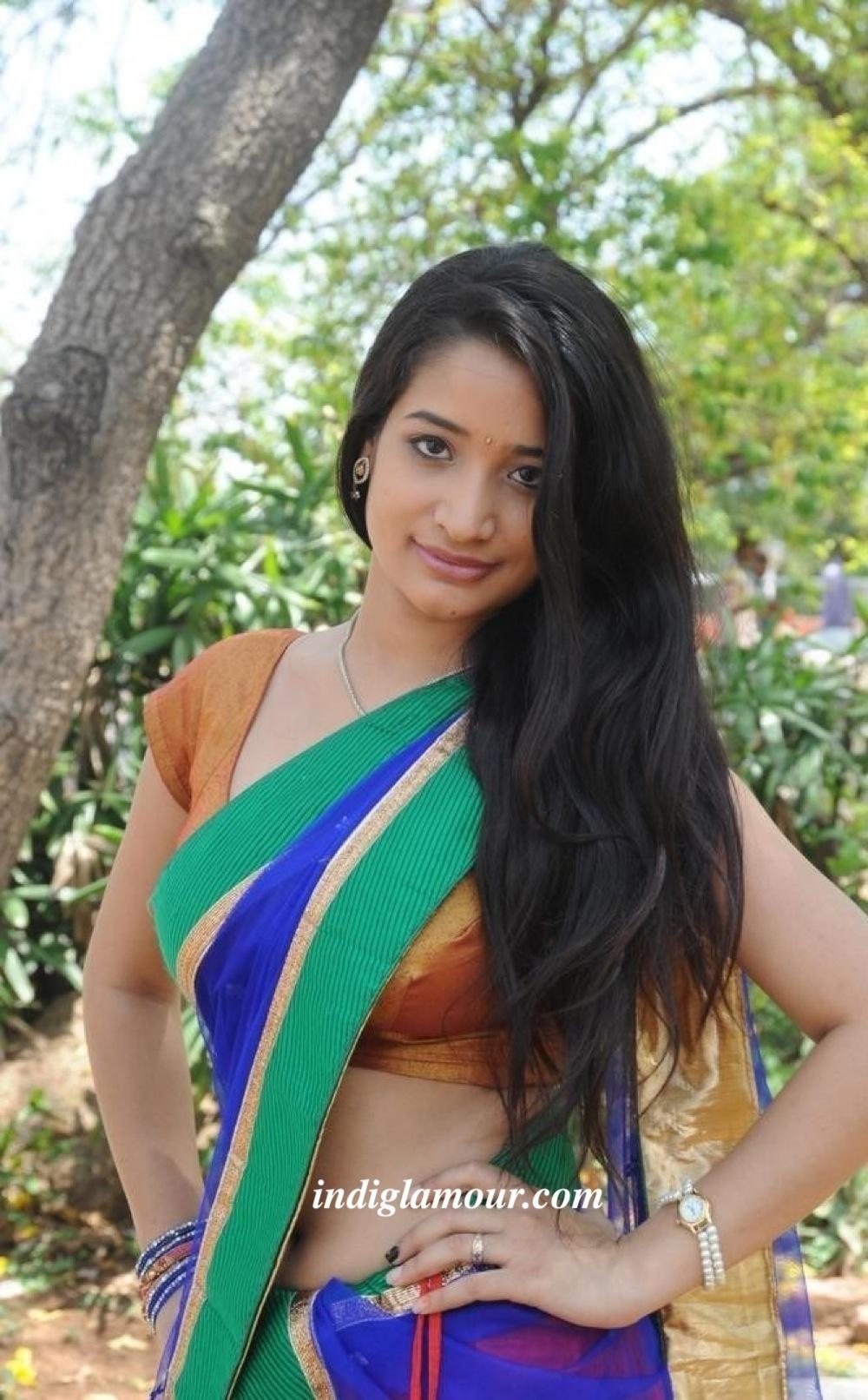 Santhosini Actress hd photo