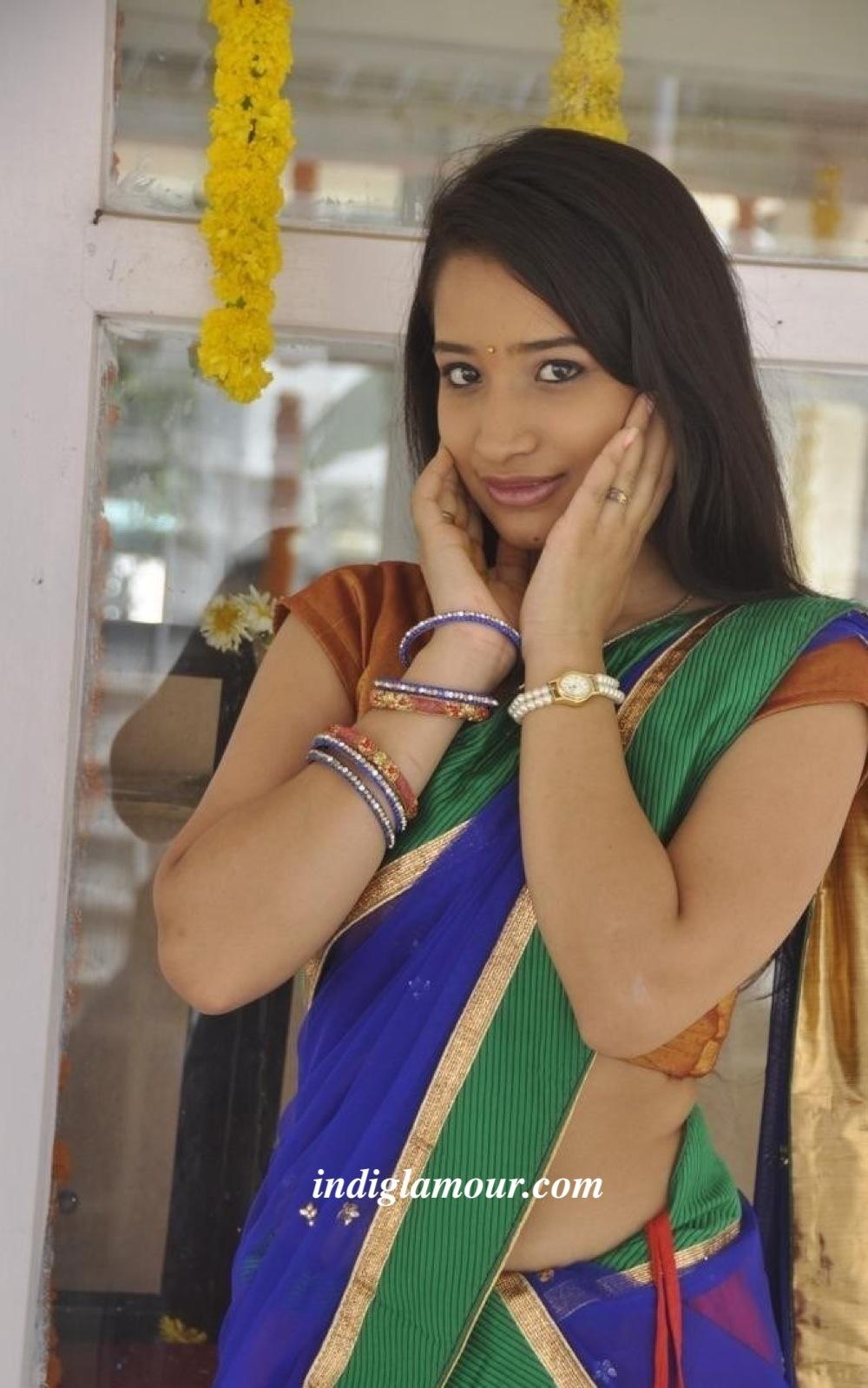 Santhosini Actress hd photo