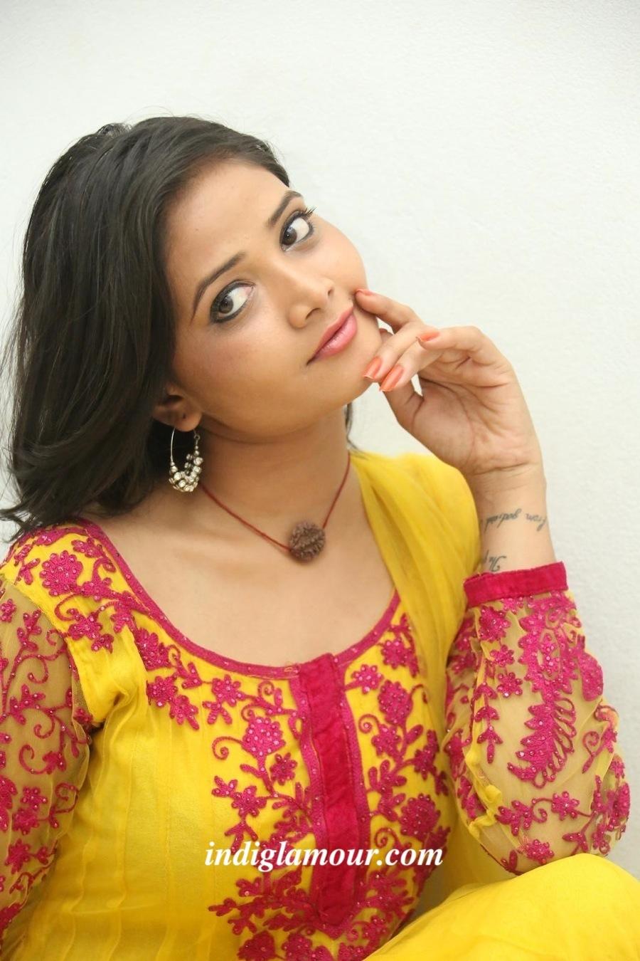 Shreya Vyas Actress hd photo