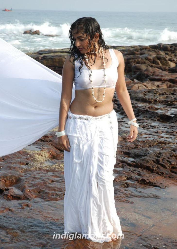 Madhavi Latha Actress hd photo