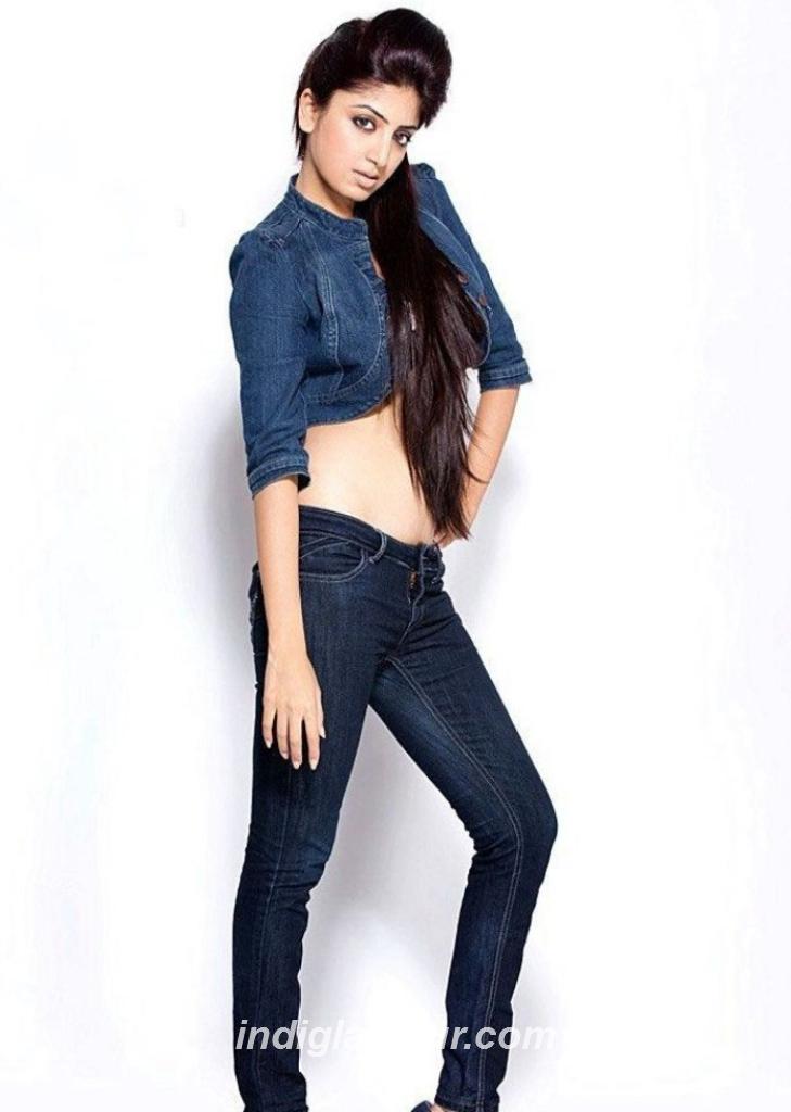 Poonam Kaur Actress hd photo