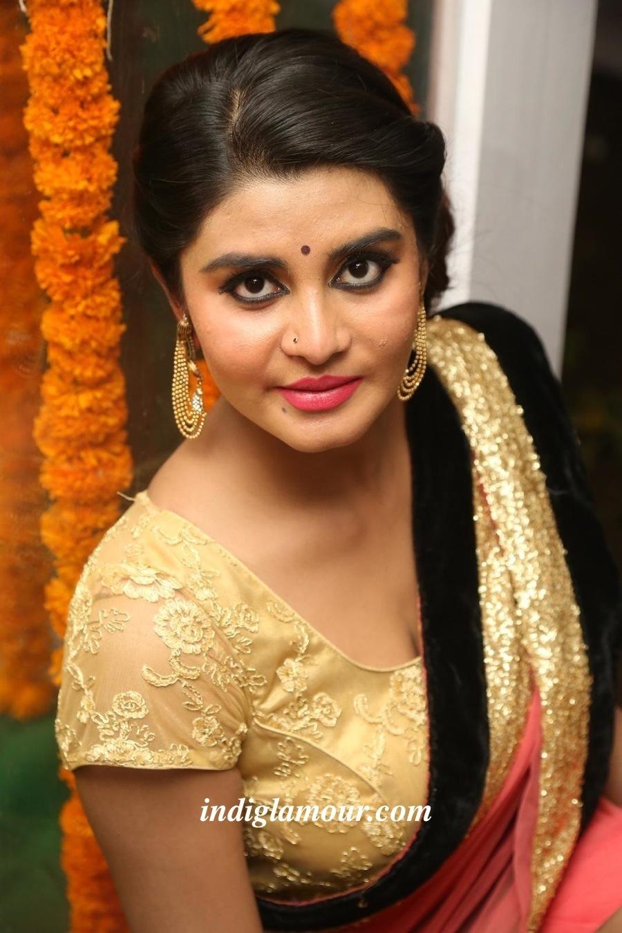 Harini Actress hd photo