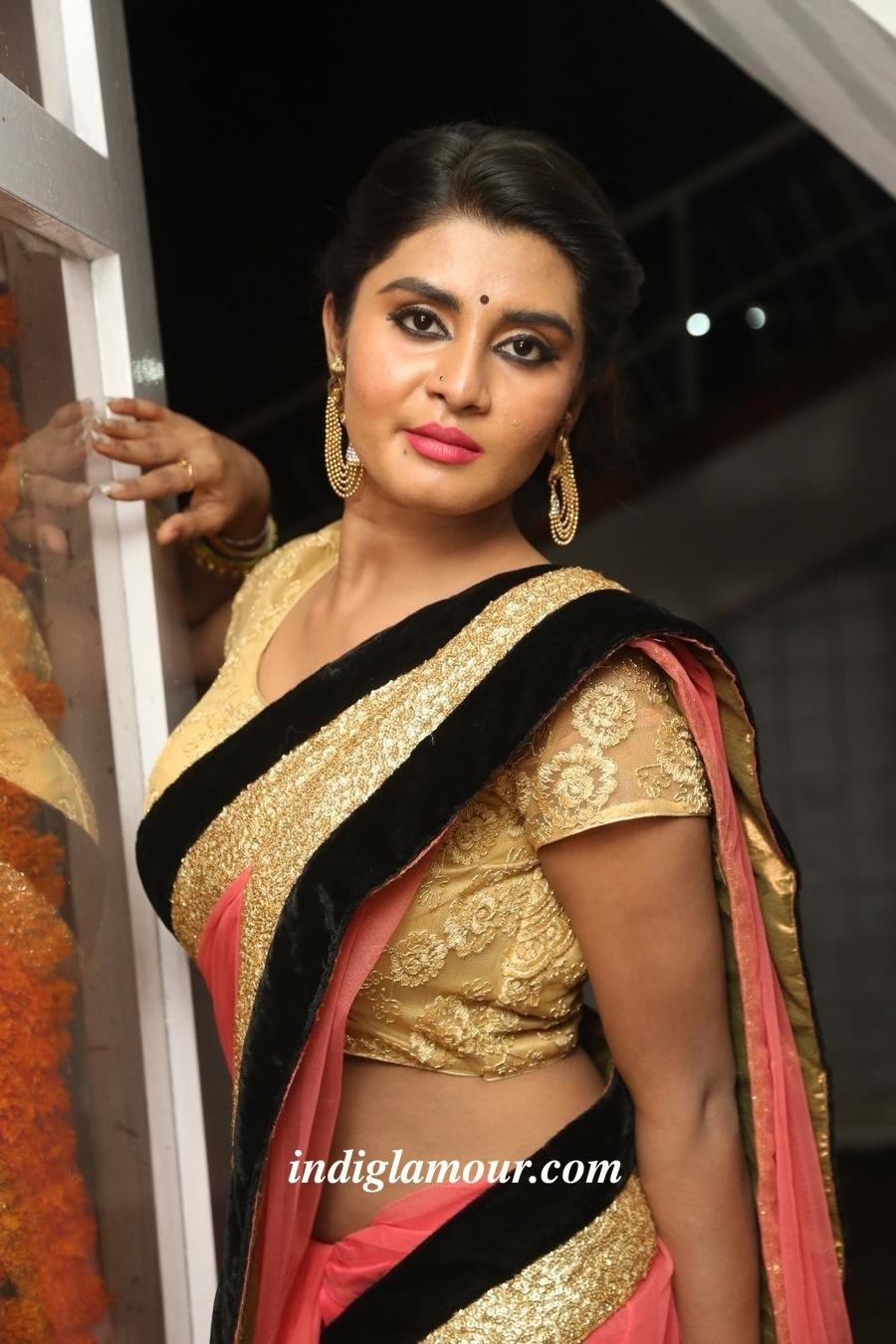 Harini Actress hd photo