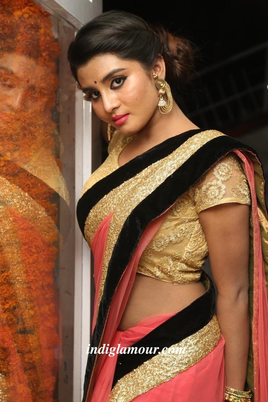 Harini Actress hd photo