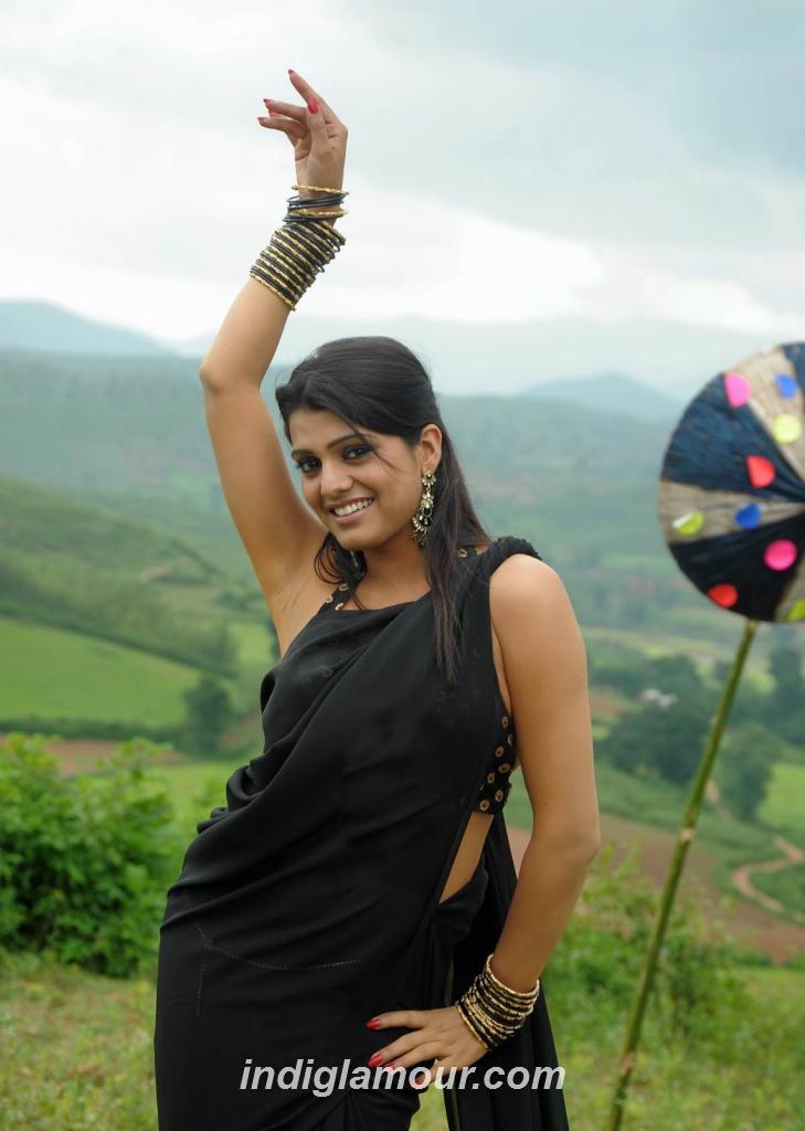 Tashu Kaushik Actress hd photo