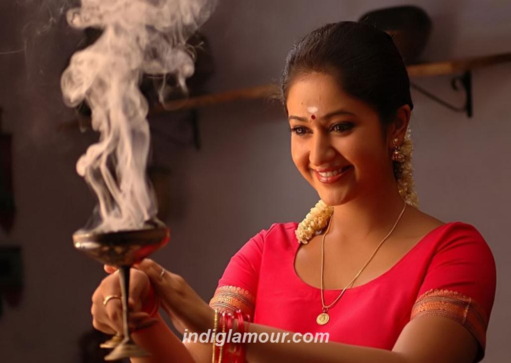 Poonam Bajwa Actress hd photo