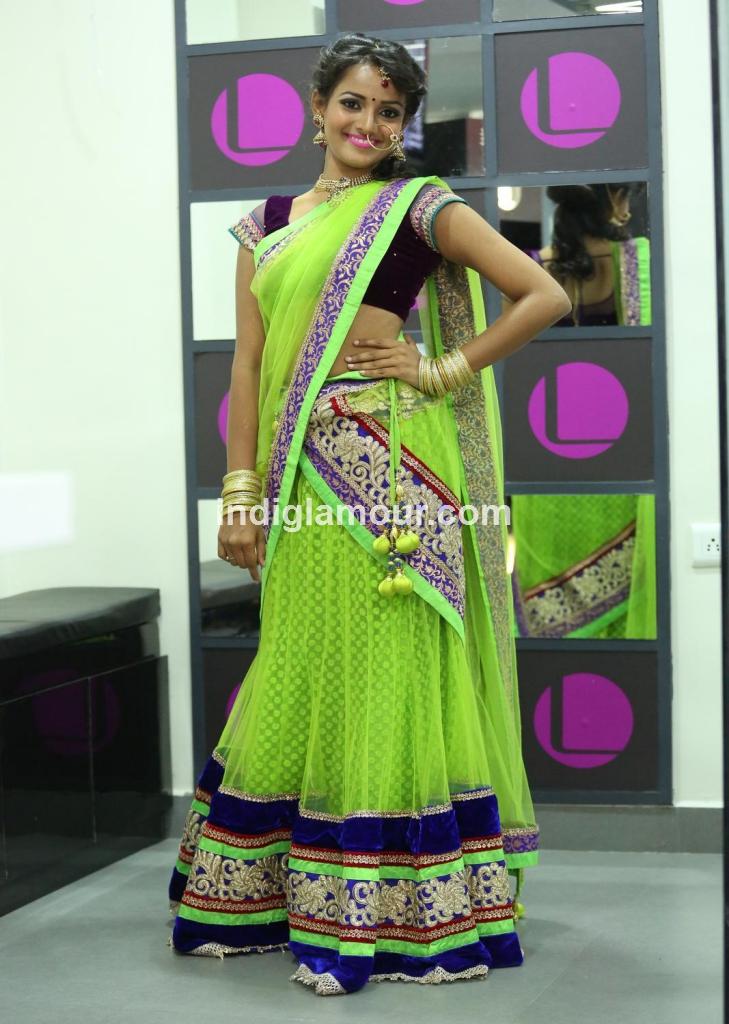 Sujaritha Actress hd photo