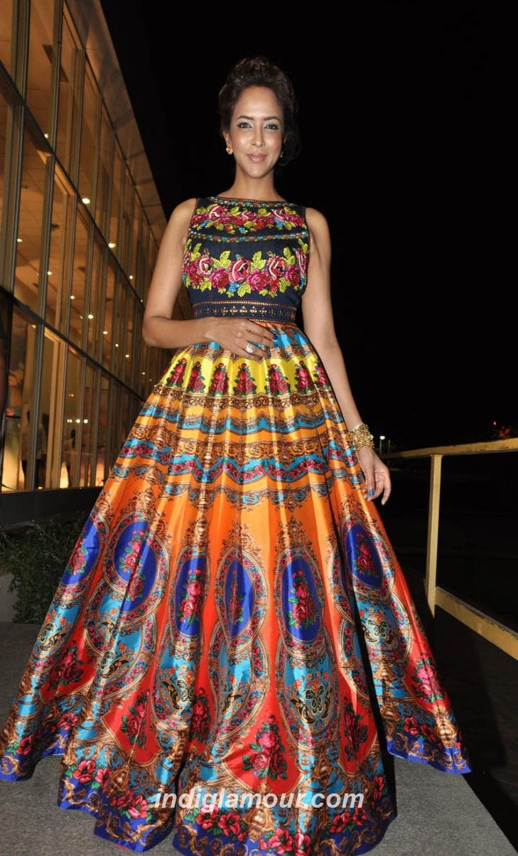 Manchu Lakshmi Actress hd photo