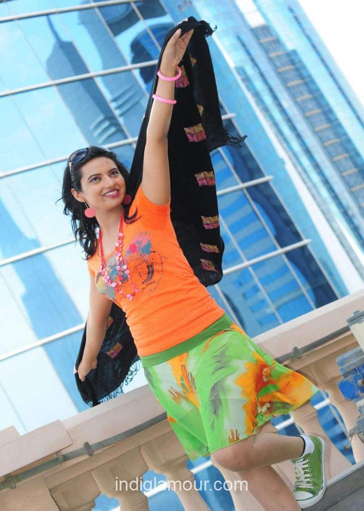 Isha Chawla Actress hd photo