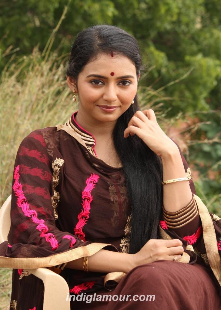 Vidya Actress hd photo