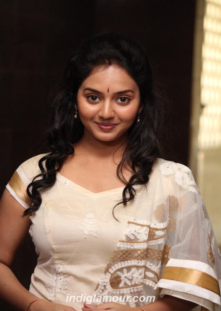 Vidya Actress hd photo