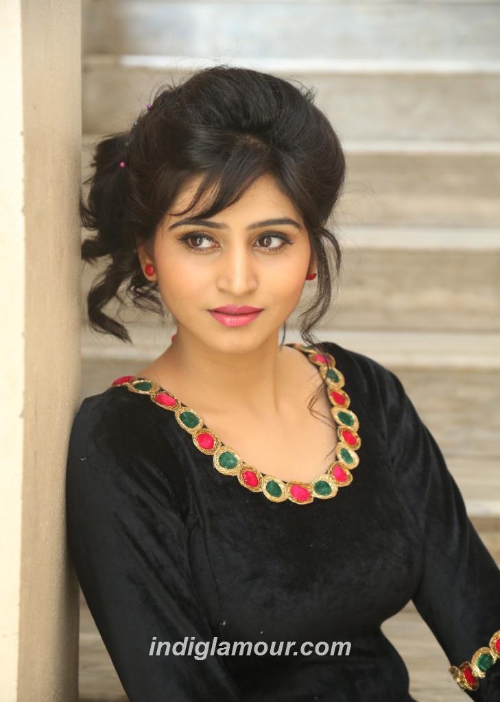 Shamili Actress hd photo