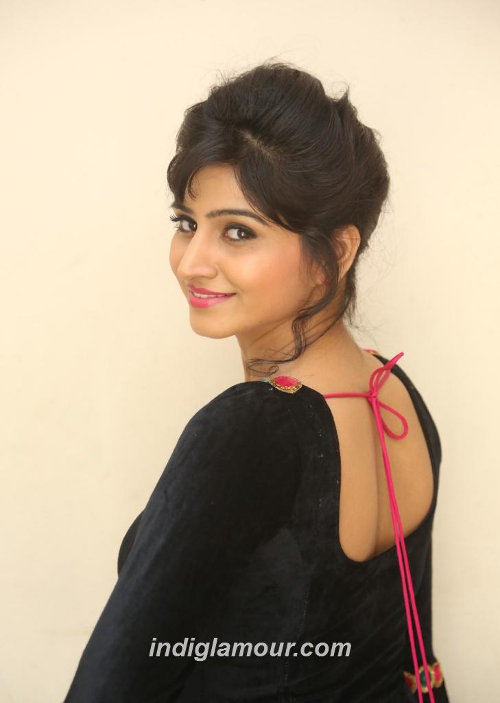 Shamili Actress hd photo