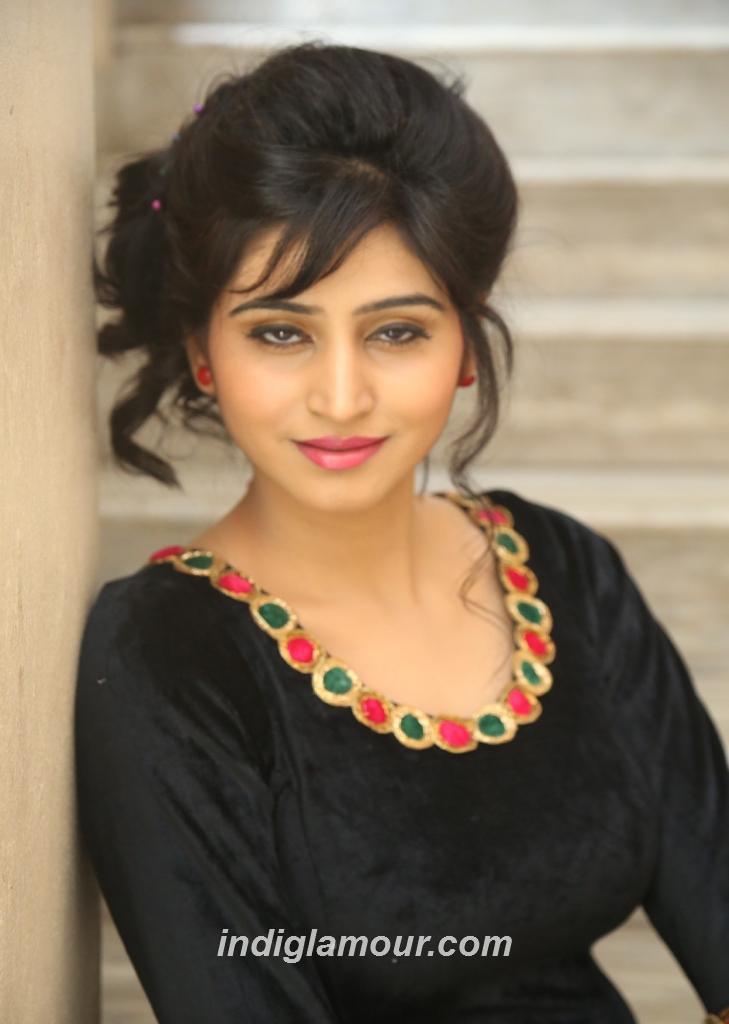 Shamili Actress hd photo