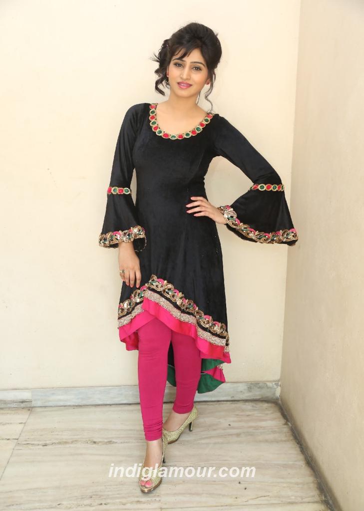 Shamili Actress hd photo